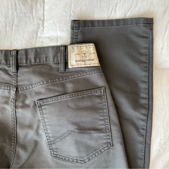 Patagonia straight slim dark grey denim pants- 31x32 - Picture 4 of 6